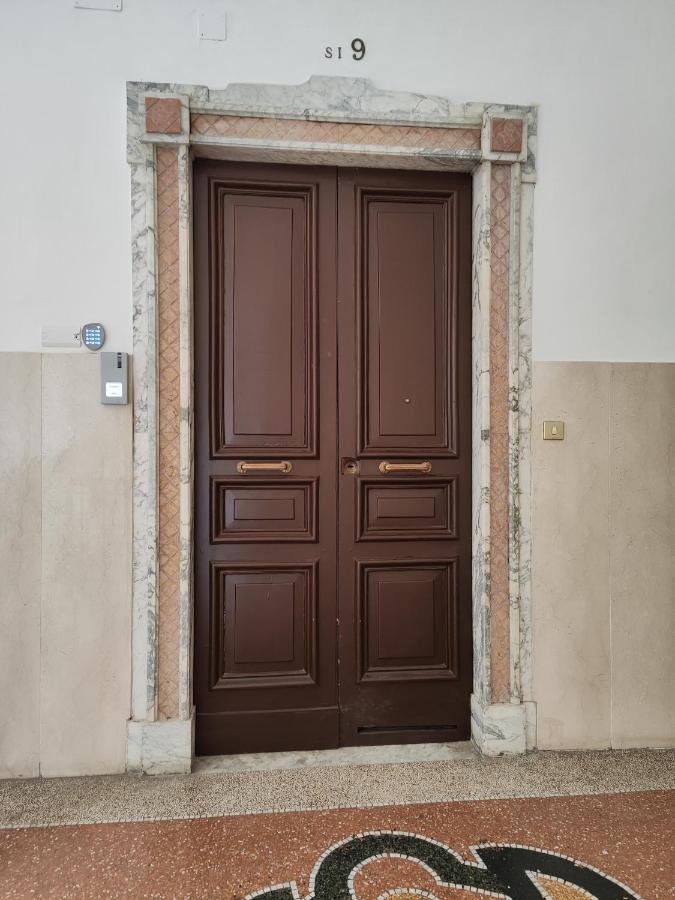Santa Lucia Luxury Apartment Naples Exterior photo